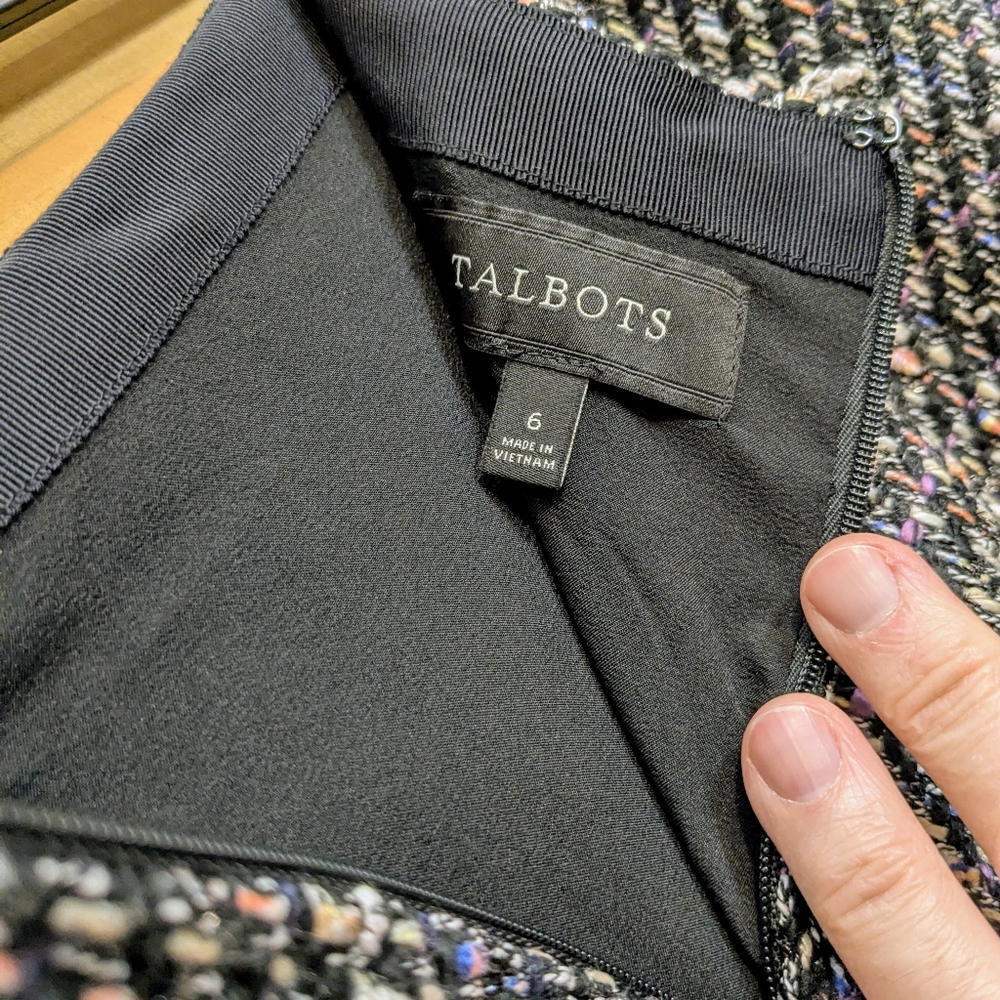 Talbots Size 6 Tweed Multi Color Confetti Straight Pencil Skirt Gun Metal Button - Picture 4 of 12